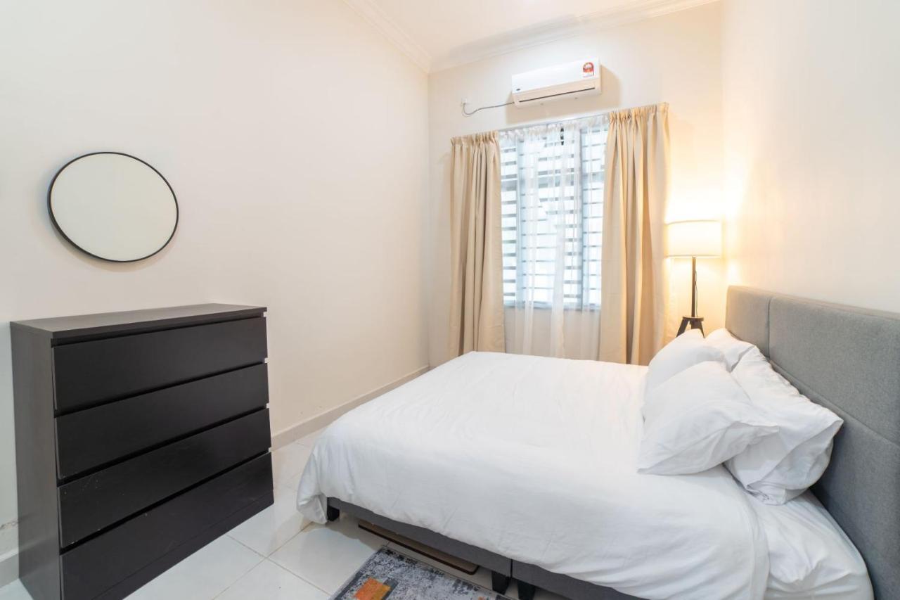 Hilmera Guesthouse Kuantan Exterior foto